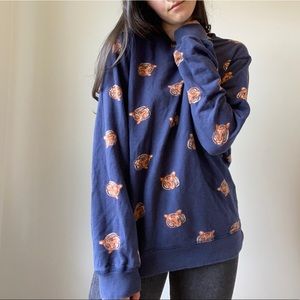 Urban Outfitters tiger sweater size medium